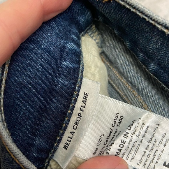 Le Jean Bella Mid-rise Crop Kick Flare Jeans 24 Distressed revolve 28834 - Picture 10 of 11